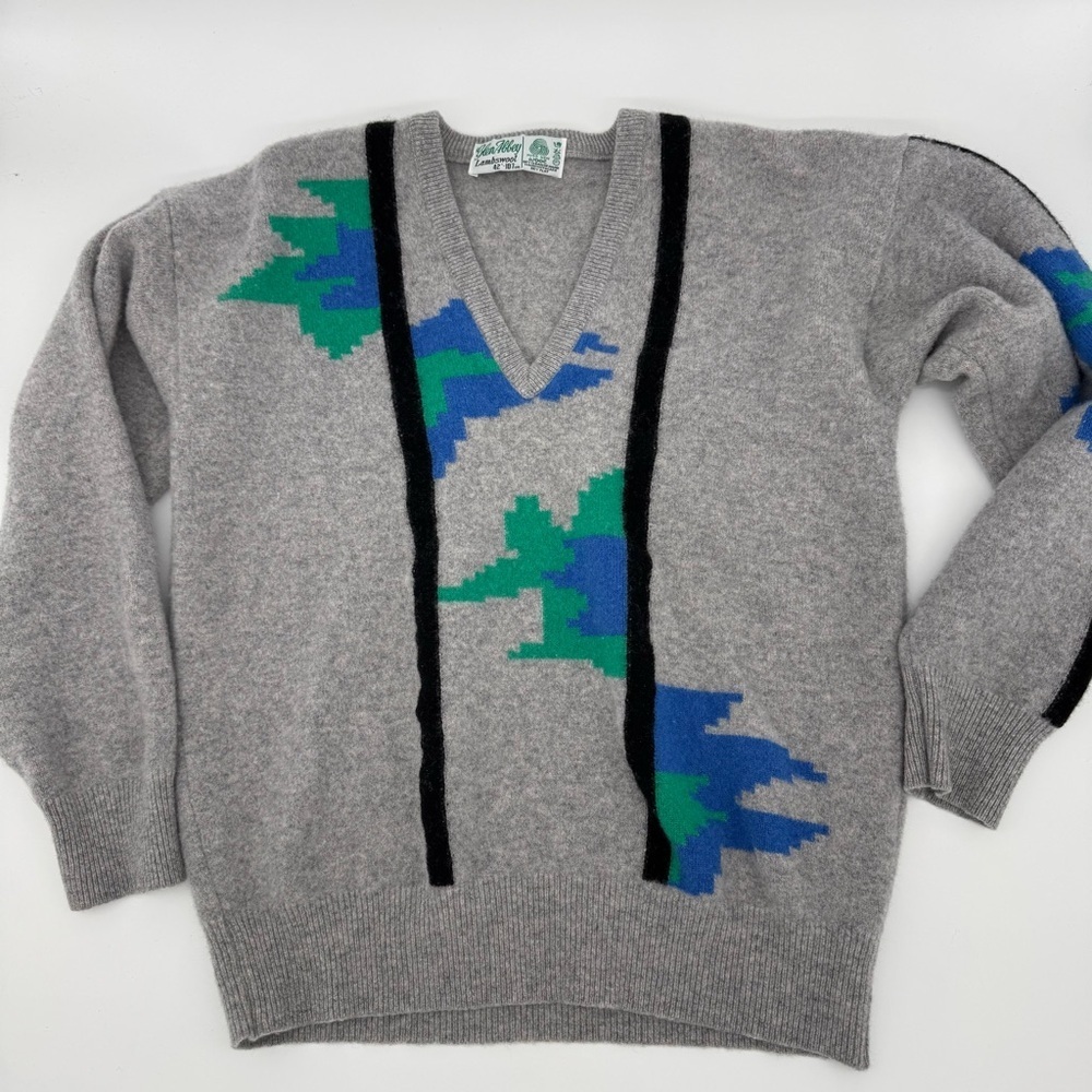 Vintage Glen Abbey Lambswool Gray Geometric V-Neck Sweater Men’s 42/52 80s 90s